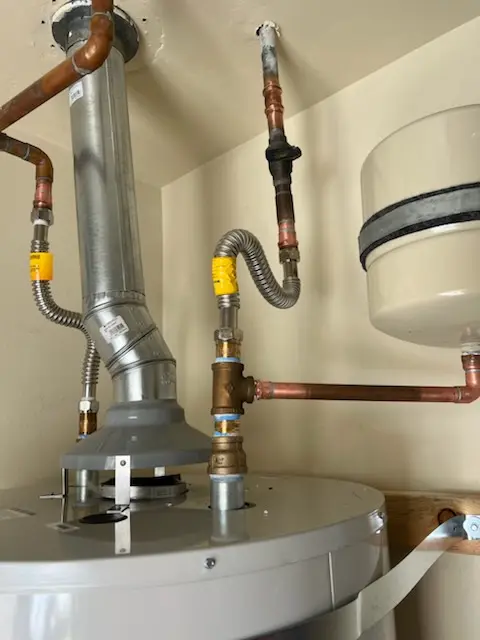 Water heater installation and plumbing repair in Palm Springs Country Club Estates